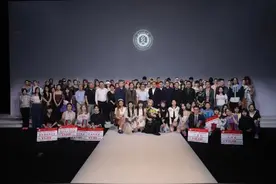 武汉纺织大学2023年服装与服饰设计专业毕业作品发布会举行图片