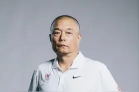 新闻有观点丨本周人物：告诉少年，百折不回图片