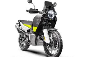 【北京摩展】HUSQVARNA Norden 901售价139800元、KTM亮相1290 Super Duke RR图片