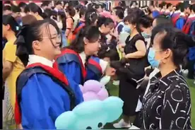 “520”遇上毕业礼，这所高中毕业典礼温情满满！图片