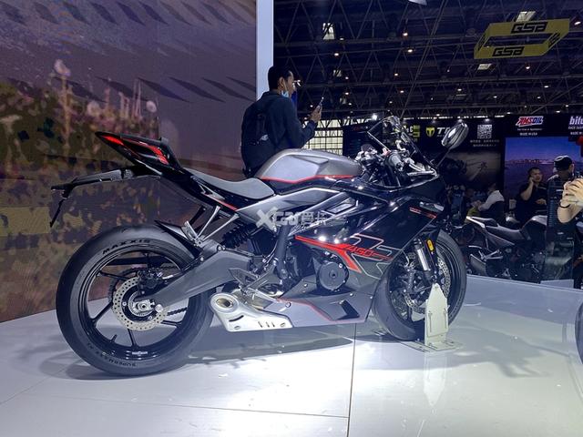 四缸神车450RR和硬核ADV 900X全来了 价格十分有诚意