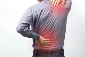 警惕这些伤腰的习惯！第一个你可能就中招了图片