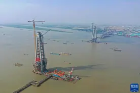 常泰长江大桥建设有序推进图片