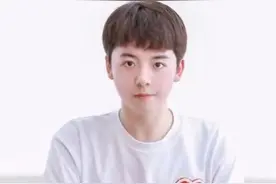 这个变装有点飒！新兵入伍前后对比照来了图片
