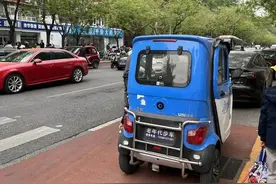 “老年代步车”退出后，老年人的出行需求怎么破？图片