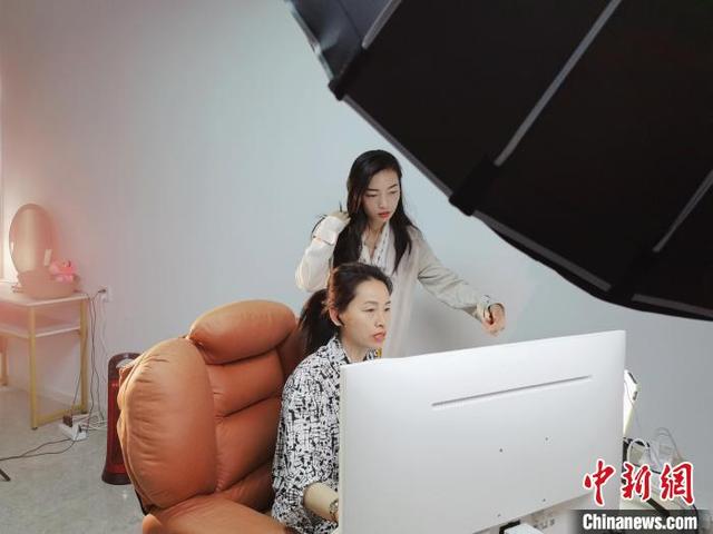 内蒙古小镇姑娘张冬雪的十年创业路：逐梦青春 不负韶华