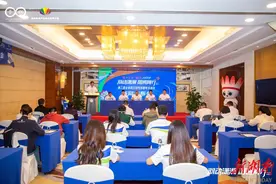“更大规模 、更具特色、更有体验感”！ 2023第二届湖南职工羽毛球嘉年华5月27日益阳开赛图片