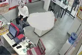 内蒙古一男子“专偷”彩票，选的还是......图片