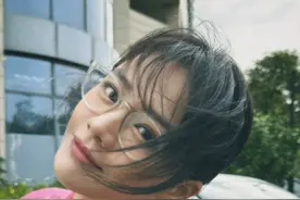 真的瘦了！马思纯晒九宫格随拍 笑容温柔明艳动人图片