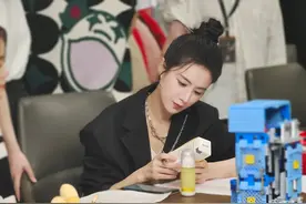 直播电商江湖荡漾，薇娅又多了两个新身份图片