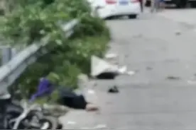 官方回应广东吴川一轿车撞倒多辆摩托车：致2死3伤，肇事司机已被带走，道路恢复正常通行图片