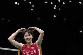 陈雨菲发文看“哭”无数人，爸爸告诉橙柿互动，“她就是个有苦忍着不说的孩子”图片