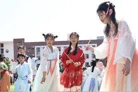 天津：着汉服 体验传统文化魅力图片