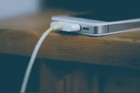 注意！这几种充电方式，会让手机坏得更快图片