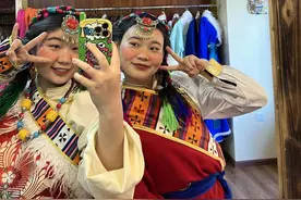 两名“95后”女生网约旅游3个月，提醒：像开盲盒存在风险图片