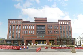 探秘重医附属儿童医院感染楼图片