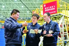 悉心构建“拴心留人”的良好生态图片