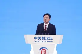 李彦宏：大模型即将改变世界，未来提出问题比解决问题重要图片
