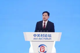 李彦宏：大模型即将改变世界，未来提出问题比解决问题重要图片