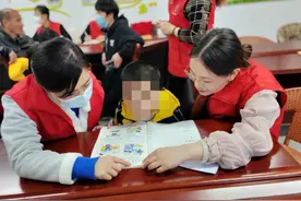 在宁夏，“爱心妈妈”和“小树苗”有个约定图片