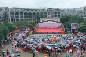 当“圩逢节”遇上“水彩画” 宾阳县露圩镇再“续”文化传承的魅力图片