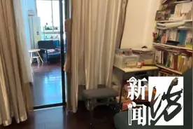 窗帘后有人！上海阿婆遇入室歹徒，教科书式逃生行云流水图片