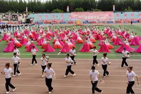 内蒙古第四届职工运动会开幕图片