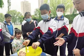 中科院兰州分院举办“科学快车”甘肃行活动 4500多名青少年学生近距离感知科技魅力图片