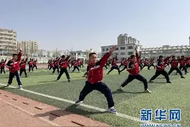 武术操走红西北校园图片