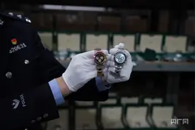 途经港澳“蚂蚁搬家”走私入境！广东黄埔海关侦破3.6亿元走私手表案图片