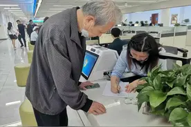 无纸化申请 一周内领证 雨花区残疾人证“一件事一次办”领跑全市图片