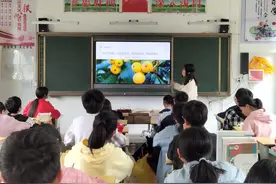 南漳：五月枇杷黄 师生采摘忙图片