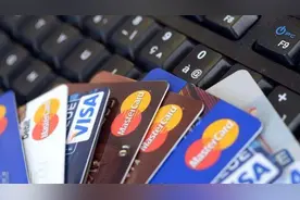 【透视】美媒：多数美国人沦为“卡奴”，信用卡危机一触即发！图片