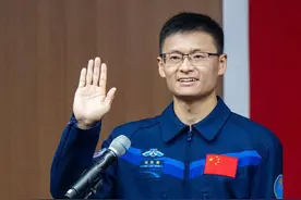 云南籍航天员桂海潮：从小是“学霸” 曾为航天梦弃报北大图片