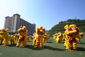 薪火相传，年轻人的时代风采图片