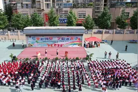 南漳：420名小小少年加入少先队啦！图片