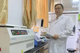 【“苏”然起敬】专访第三届全国创新争先奖状获得者柴人杰：找寻根治耳聋的“密码”图片