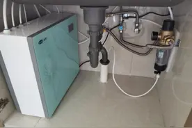 新闻热线｜上门推销净水器 净水不成反添堵 市场监管：警惕上门推销陷阱图片