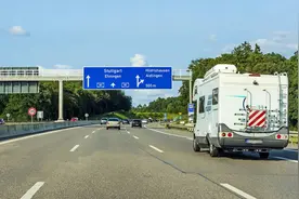 总台记者看世界丨开着房车去旅行，“移动之家”承载着德国人怎样的生活梦想？图片