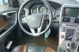 车子被淹修车费比车价还贵 保险公司拒绝按投保价赔偿图片