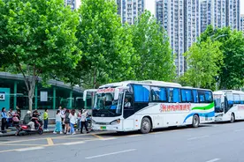 宁乡开通长沙梅溪湖至长沙方特旅游直通车 实现游客“点对点”直达景区图片