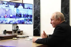 儿童节被小男孩问“您是否比‘严寒老人’更重要”，普京这样回答……图片