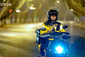 展现外卖小哥的故事：《子夜外卖》今晚开播图片