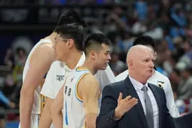 北京男篮官宣：莱登正式担任球队主教练 带队征战新赛季CBA联赛图片