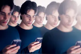 首批AI克隆网红明星上线，不止是娱乐行业“躺赚”|新京报专栏图片