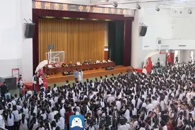 毕业即是新的征程 德州市第二中学举行2023届毕业典礼图片