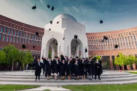 补办！天大邀请毕业生回校参加毕业典礼，真要说再见了！图片