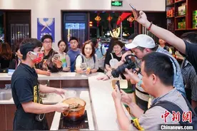 粤港澳青年组团游学广西 沉浸式体验壮乡文化图片