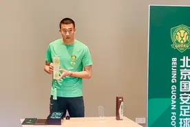 贡献28次扑救获双料最佳，韩佳奇说他还能做得更好图片