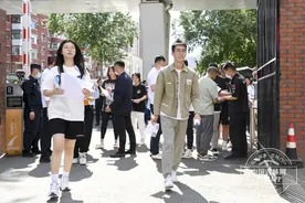 长春市高考考生今日验考场图片